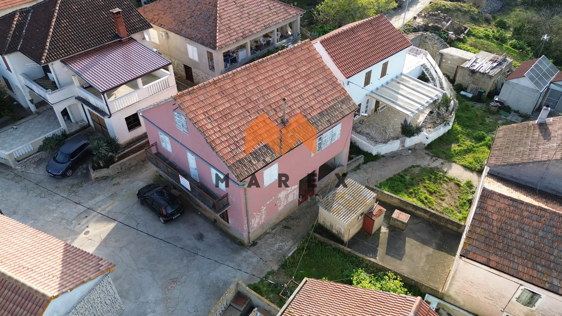 prostrana kuća u salima ,rijetka prilika za invensticiju!! - slika 3