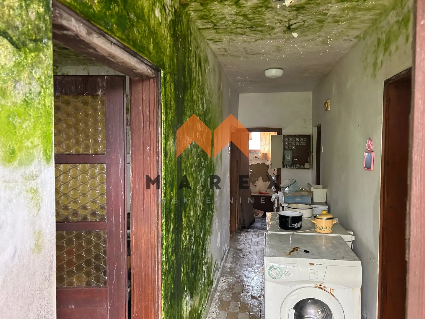 kuća prizemnica za adaptaciju-velika ves - slika 17
