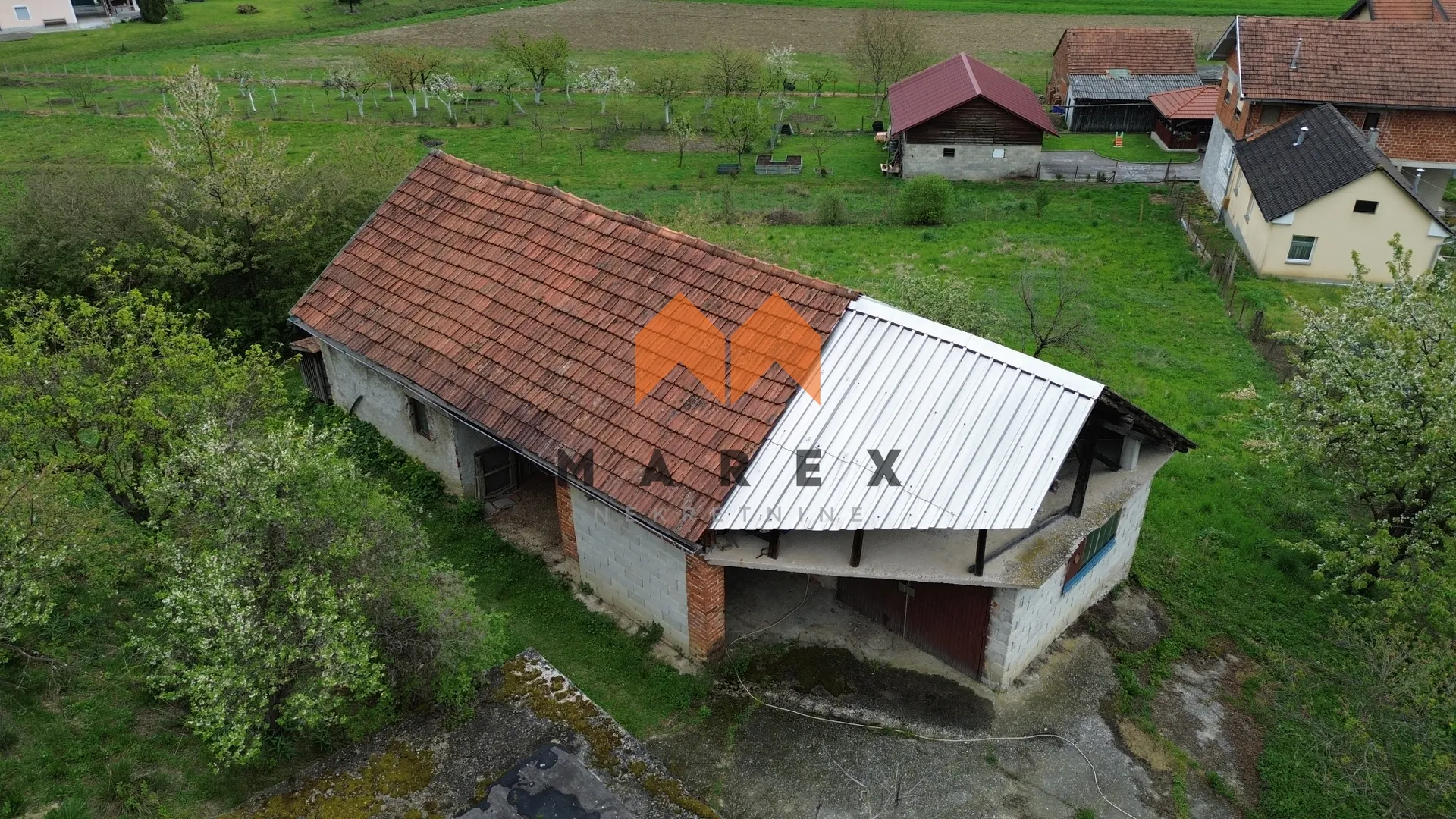 kuća 140 m2 + 2 pomoćna objekta, mirna lokacija donja pačetina - slika 21