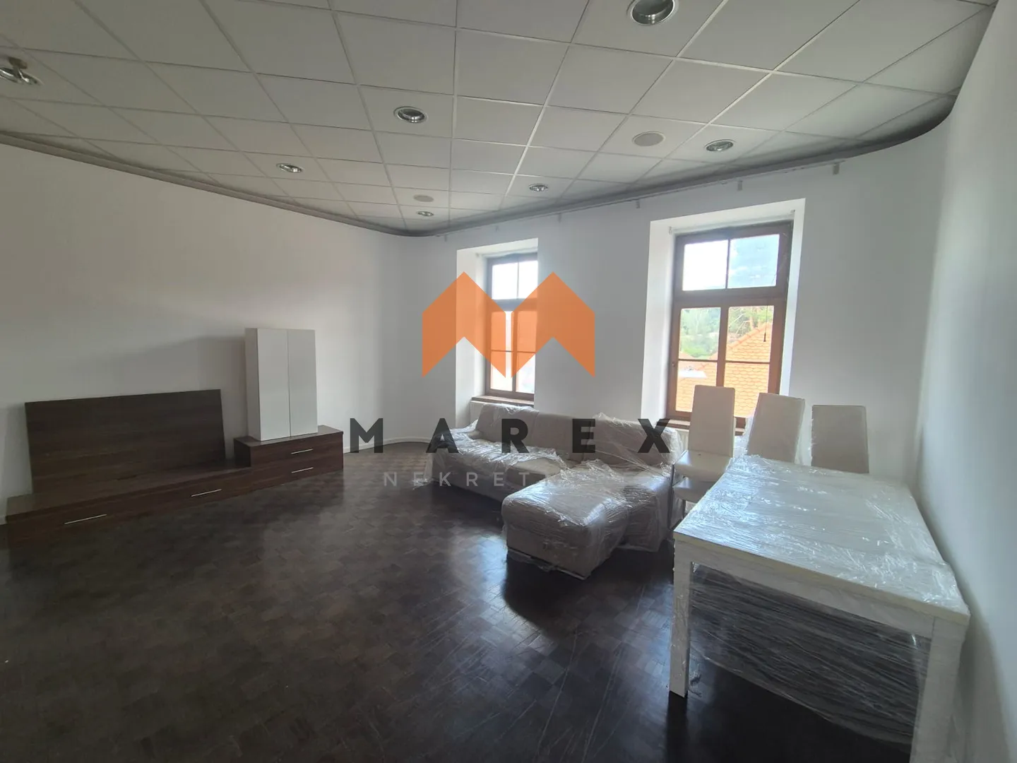 poslovan prostor- 70 m2 sa dva sanitarna čvora - slika 4