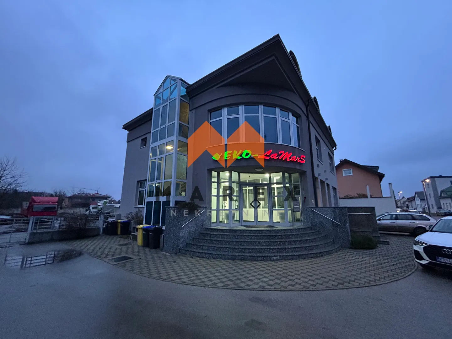 ekskluzivna poslovno-stambena zgrada u centru varaždina - slika 1