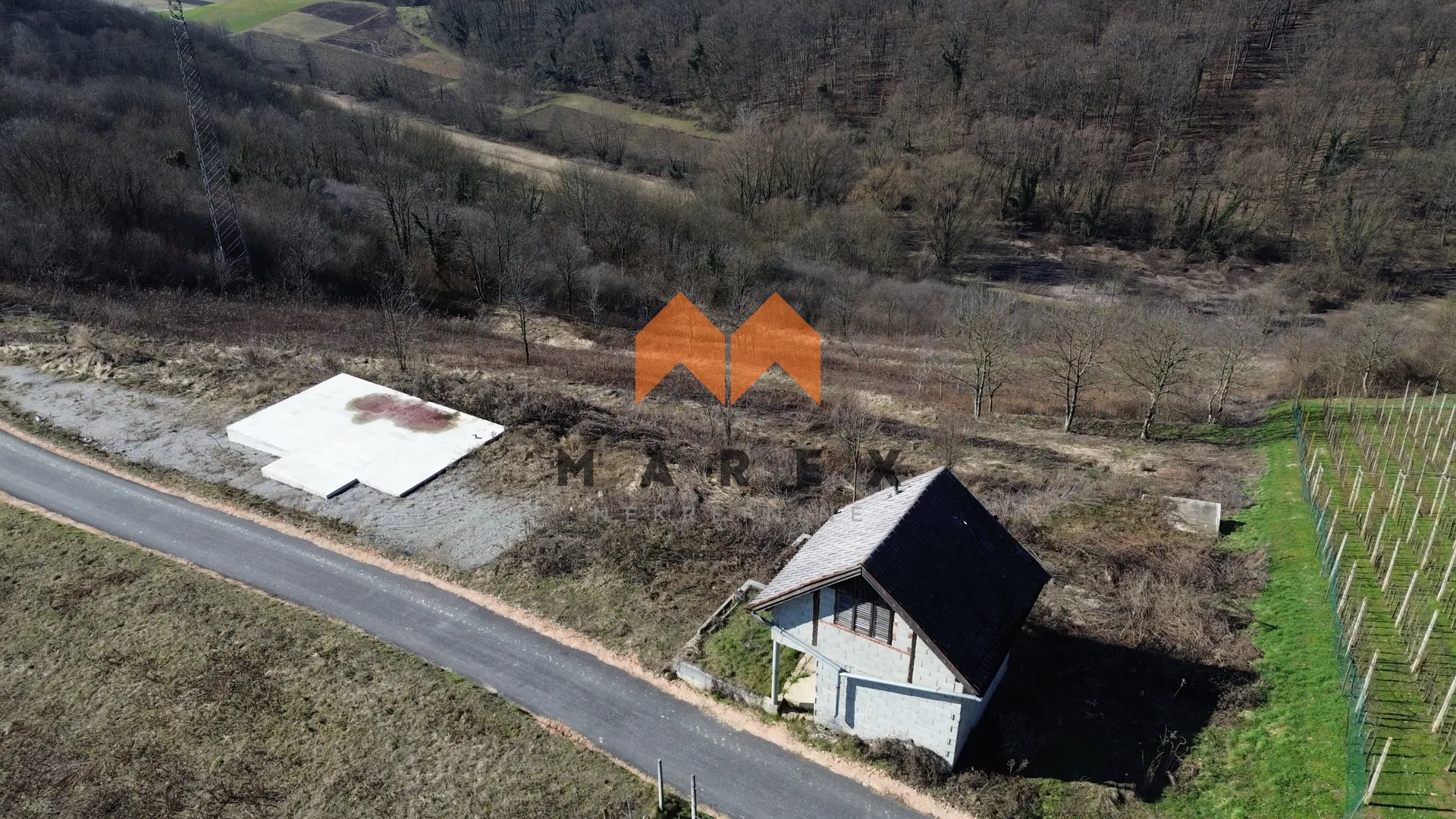 sniženo-građevinsko zemljište 8518 m2, s građ. dozvolom, jalšje - slika 9