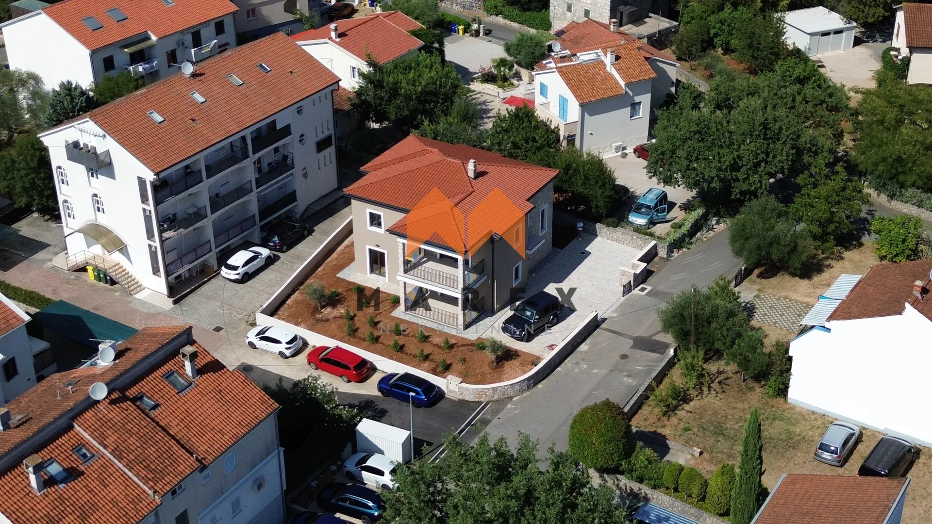 luksuzna novogradnja sa dva stana ,malinska - slika 5