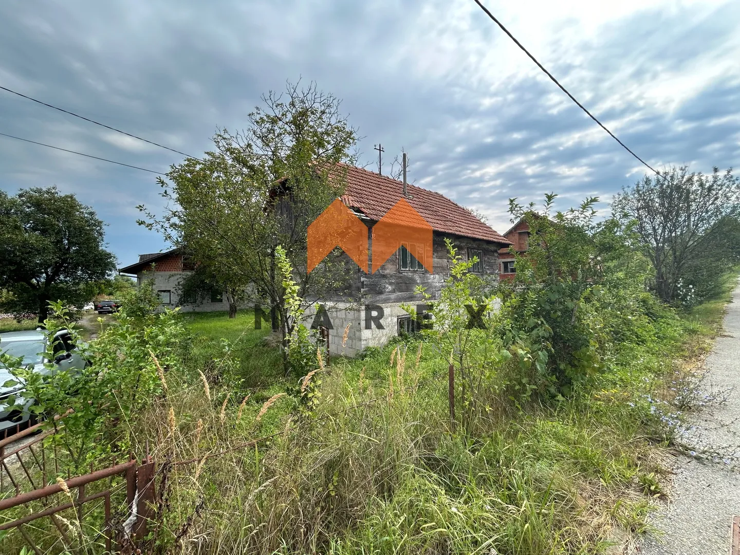 kuća 195m2+poslovna zgrada 340m2+drvena kuća 45m2 - slika 16