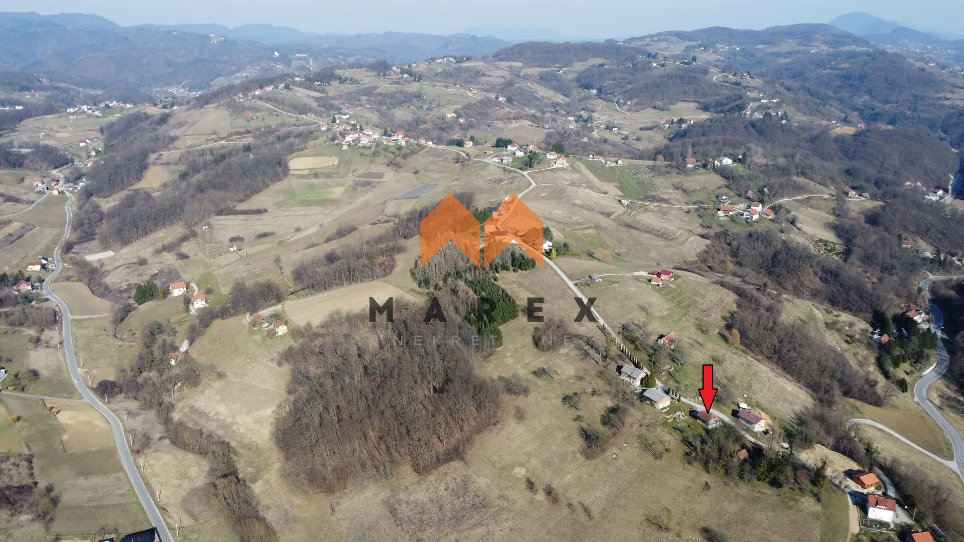 prekrasna kameno drvena kuća - slika 33