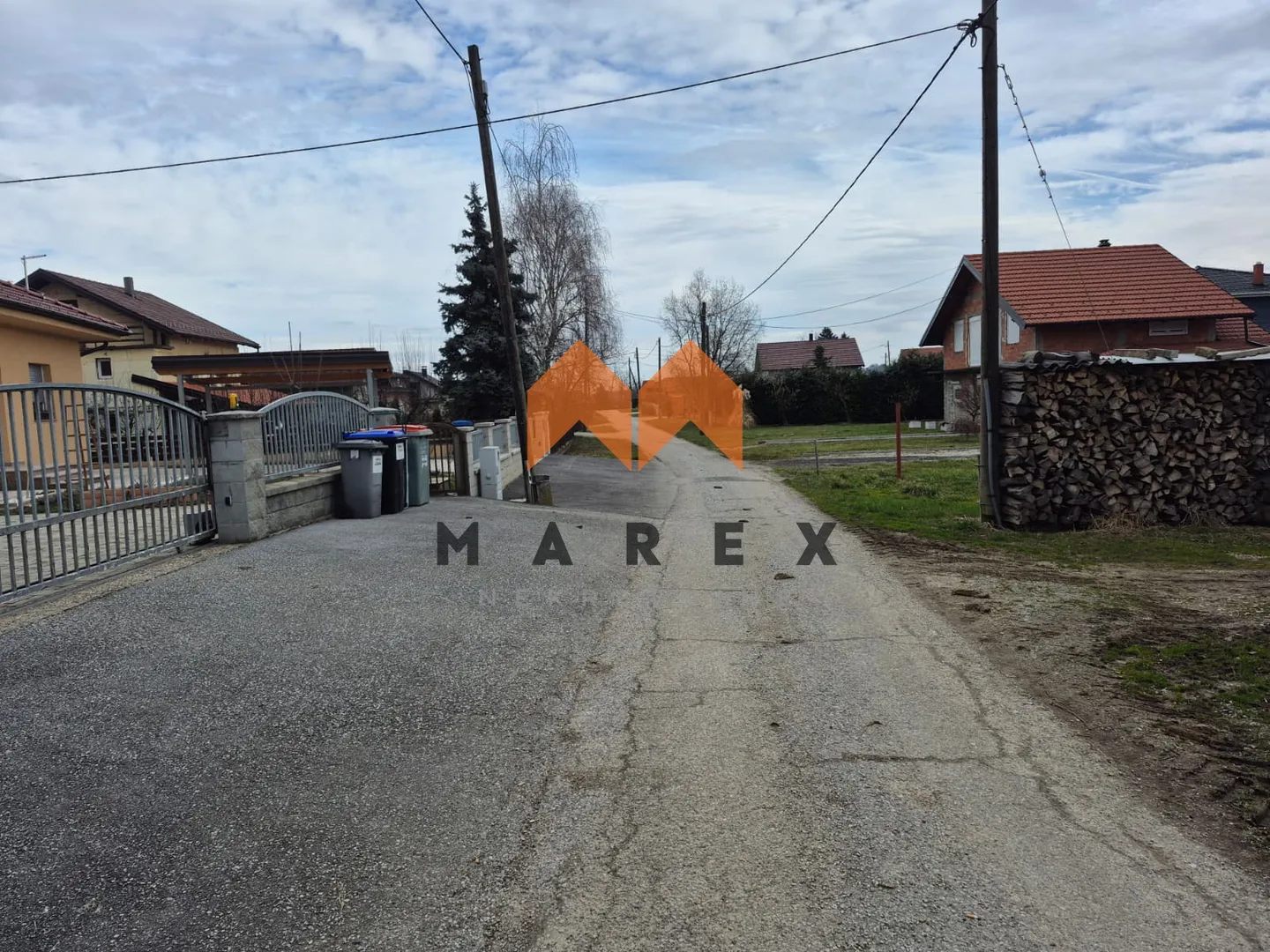 građevinsko zemljište 2215m2-oroslavje - slika 11