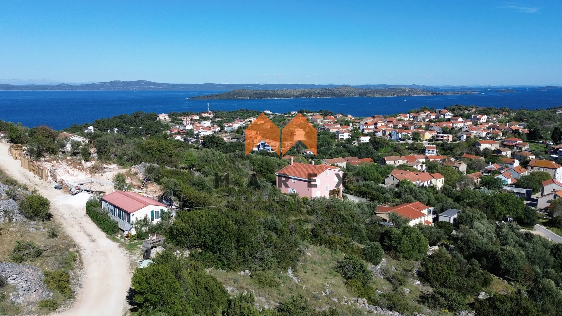 građevinsko zemljište sa panoramskim pogledom na kornate - slika 3