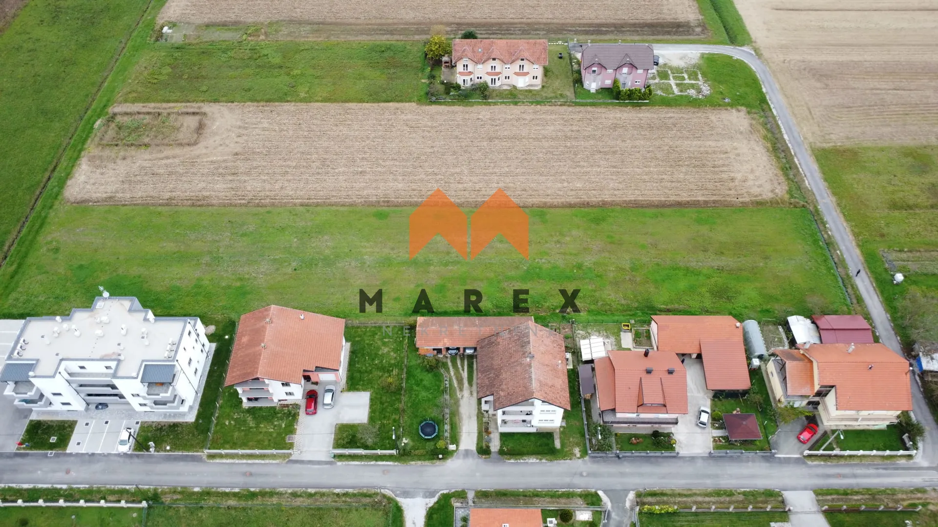atraktivno građevinsko zemljište 4700m2-v. trgovišće - slika 16