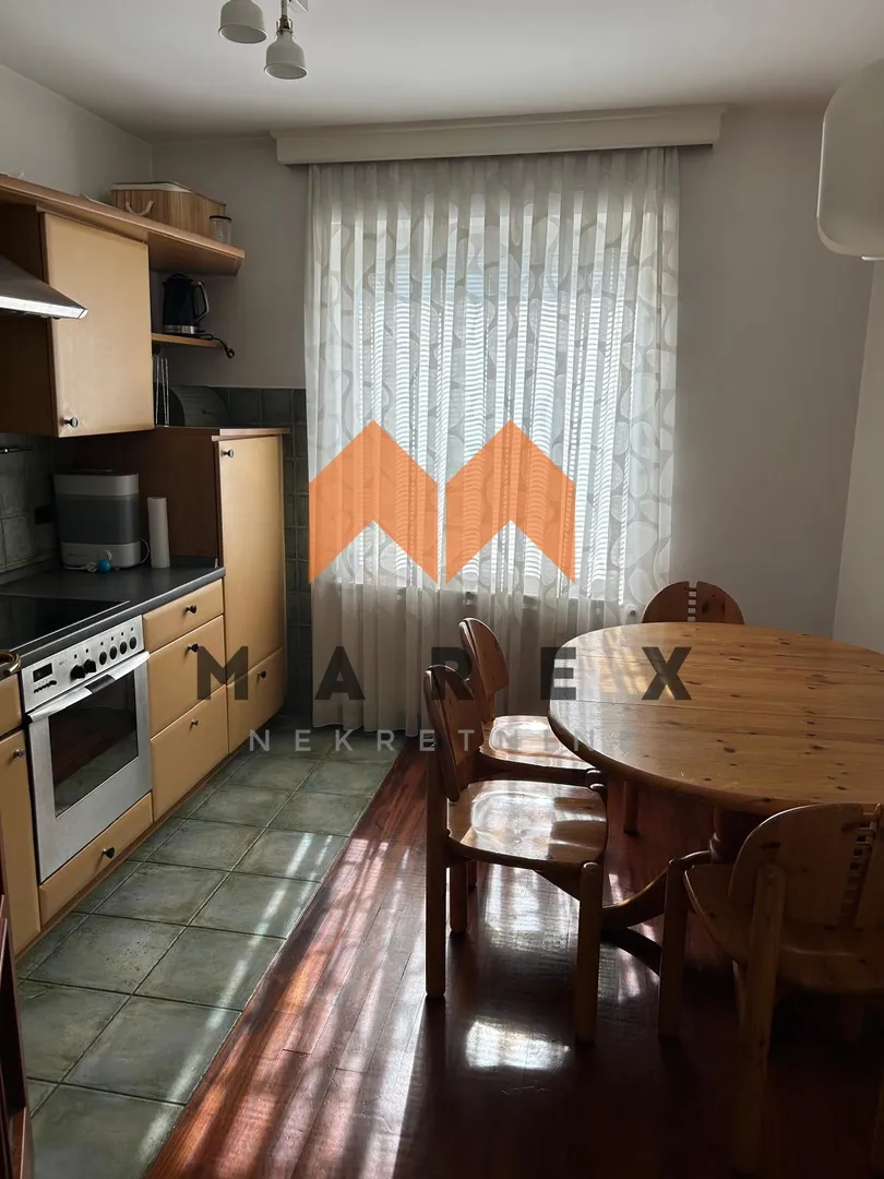 ekskluzivna prodaja poslovno-stambenog kompleksa u centru krapine - slika 14