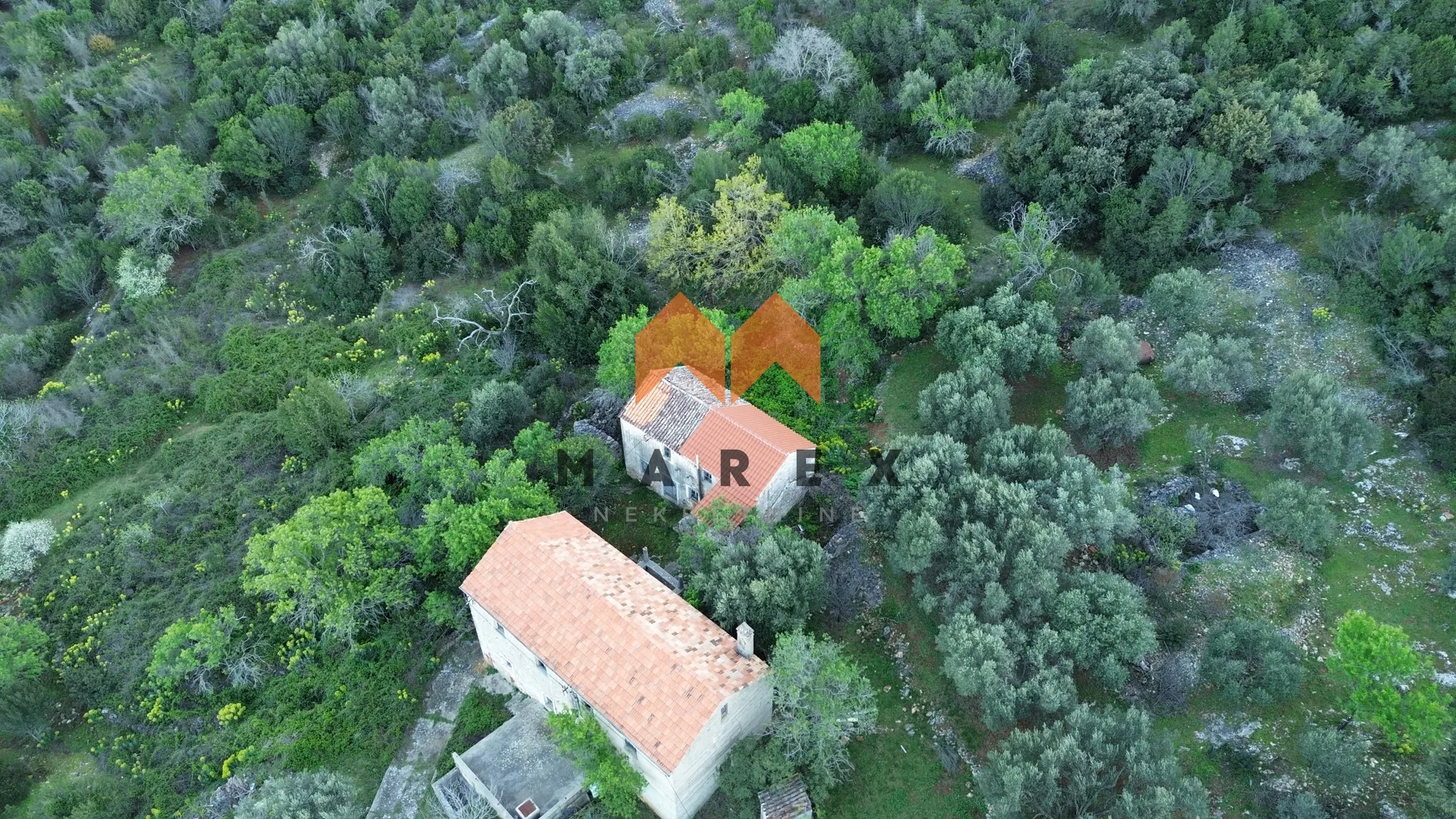 stara kamena kuća za obnovu -odlična prilika - slika 4