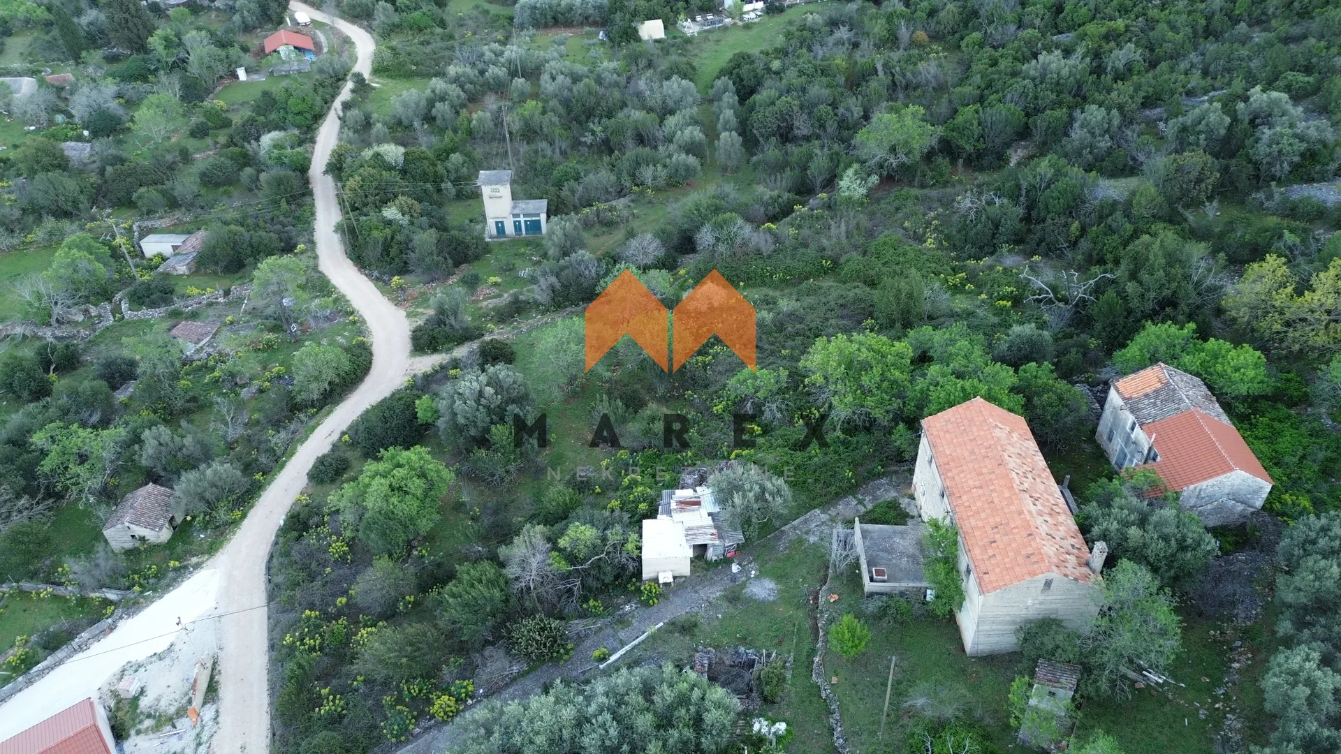 stara kamena kuća za obnovu -odlična prilika - slika 7