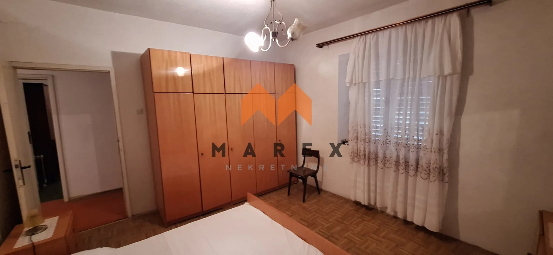 prostrana kuća u salima ,rijetka prilika za invensticiju!! - slika 8