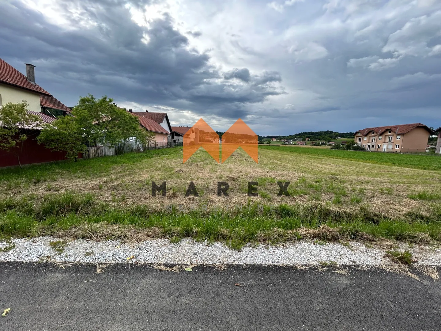 atraktivno građevinsko zemljište 4700m2-v. trgovišće - slika 8