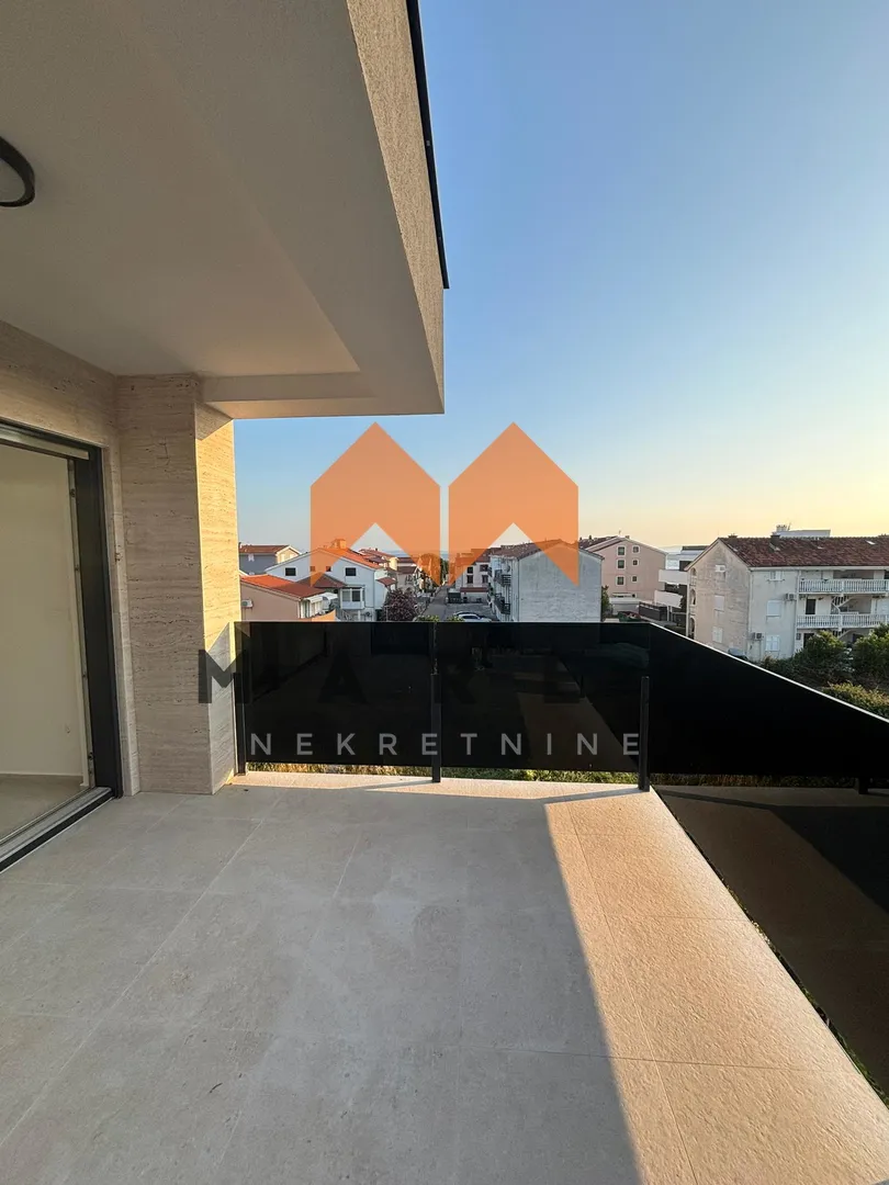 apartman privlaka, novogradnja, luksuzno - slika 8