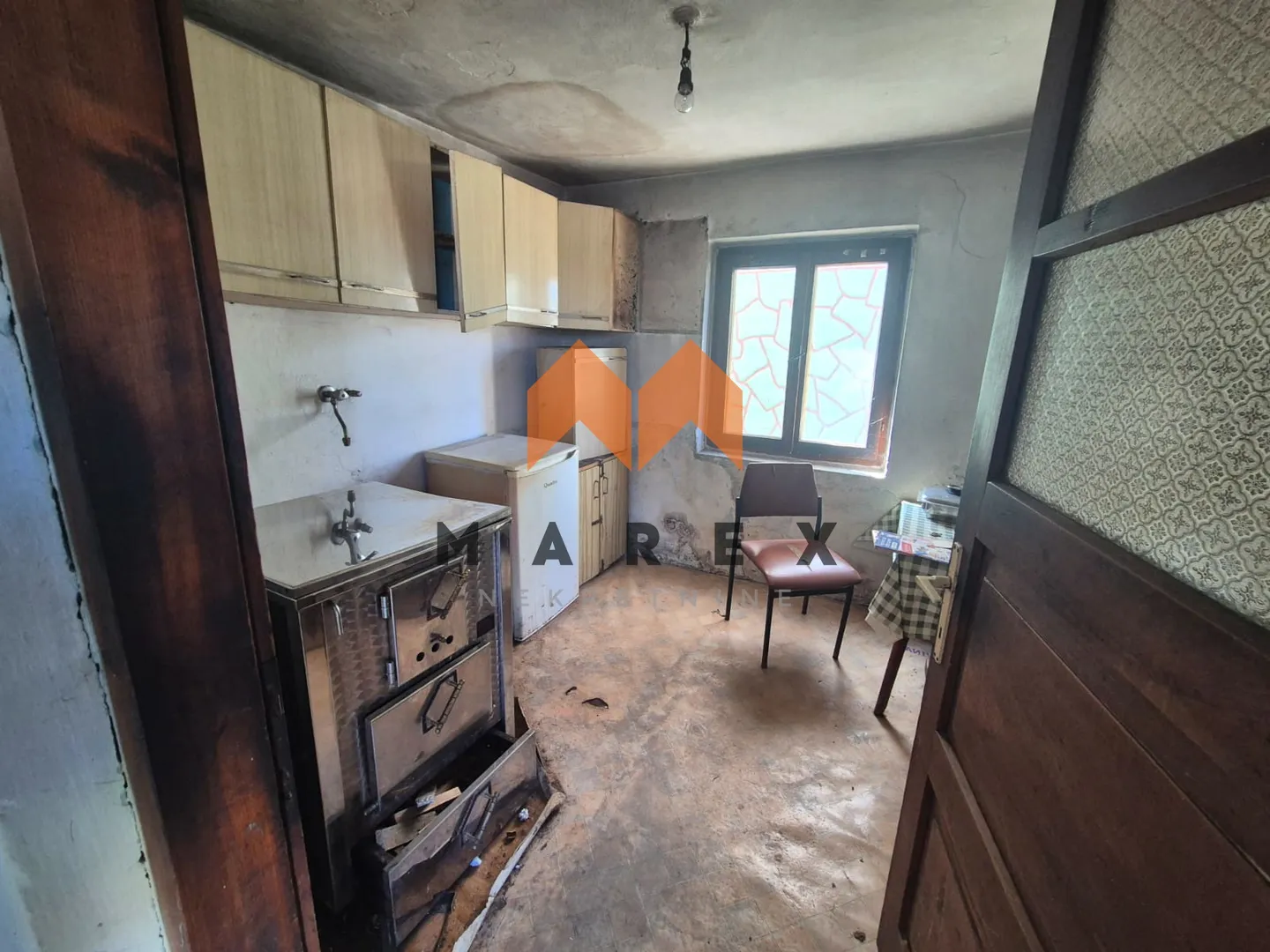 kuća za renovaciju na top lokaciji-velika ves - slika 18