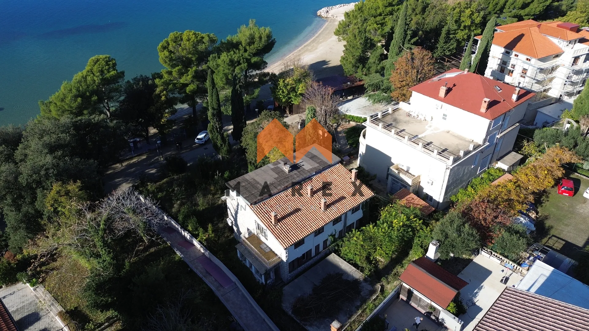 vila na ekskluzivnoj lokaciji - slika 5