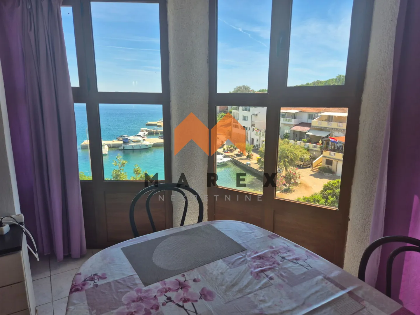 top lokacija-kuća uz more sa 4 apartmana i 1 studio - slika 10