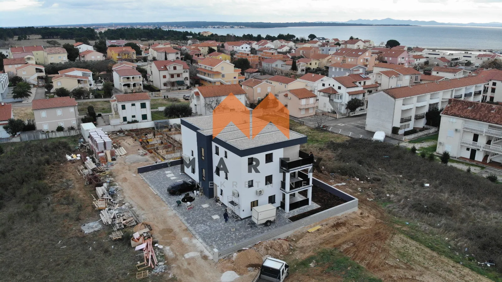 apartman privlaka, novogradnja, luksuzno - slika 7