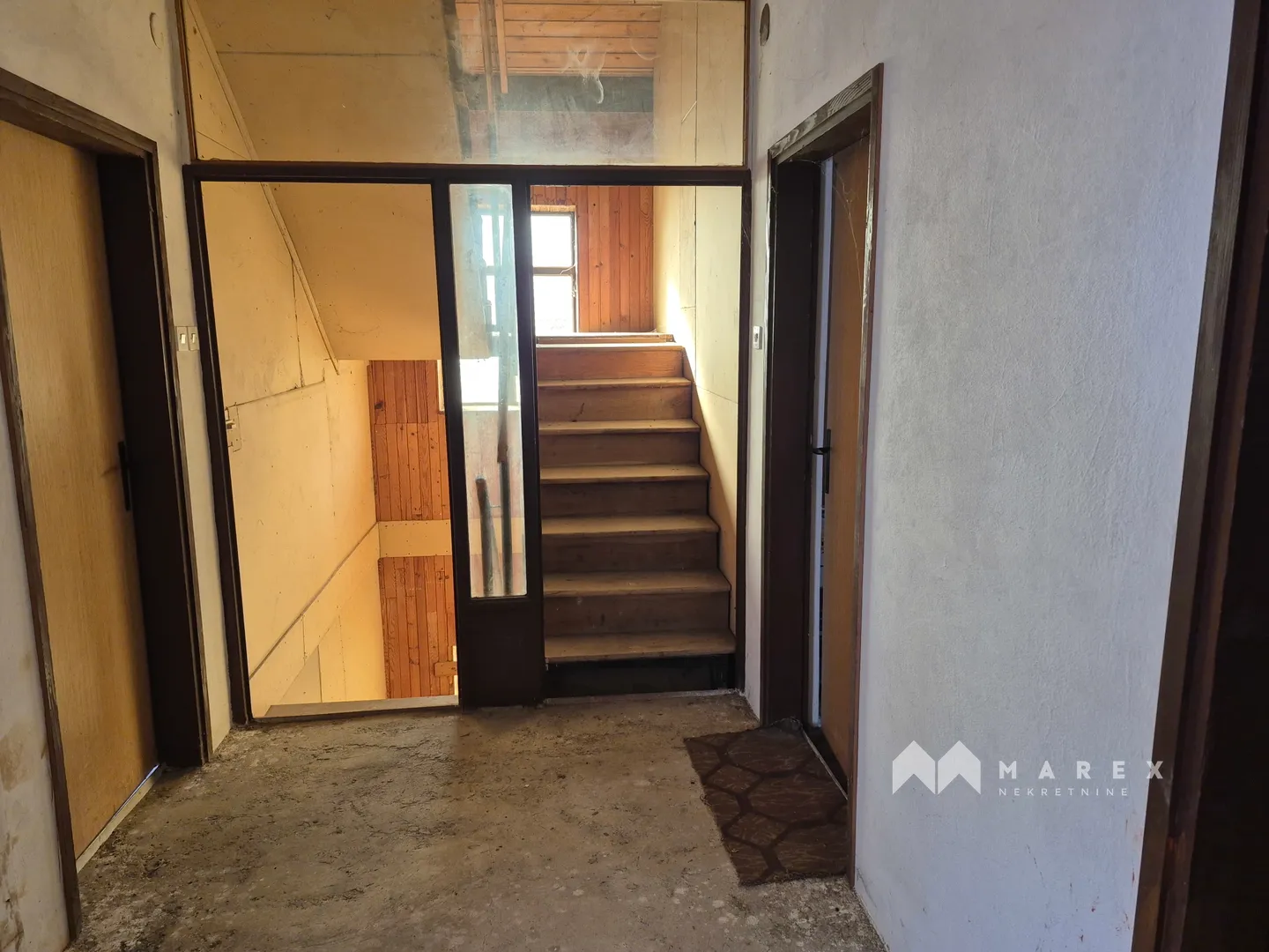 samostojeća kuća za renovaciju 190 m² + potkrovlje – krapina, šabac - slika 10