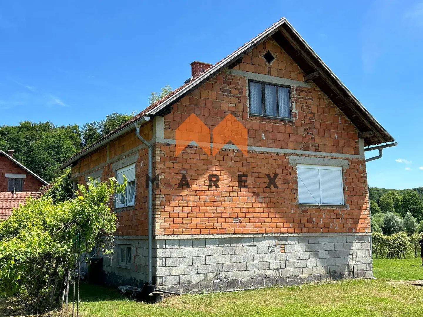 kuća 140 m2, 3305 m2 zemljišta, poljana sutlanska, miljana - slika 7