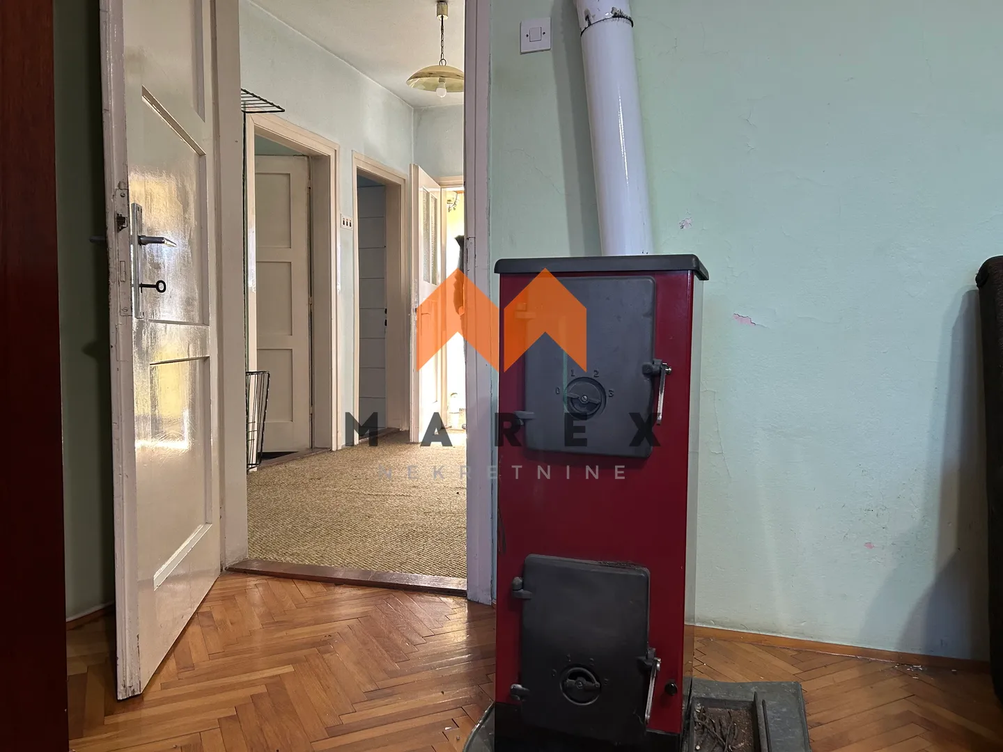kuća u srcu stubice na top lokaciji - slika 23