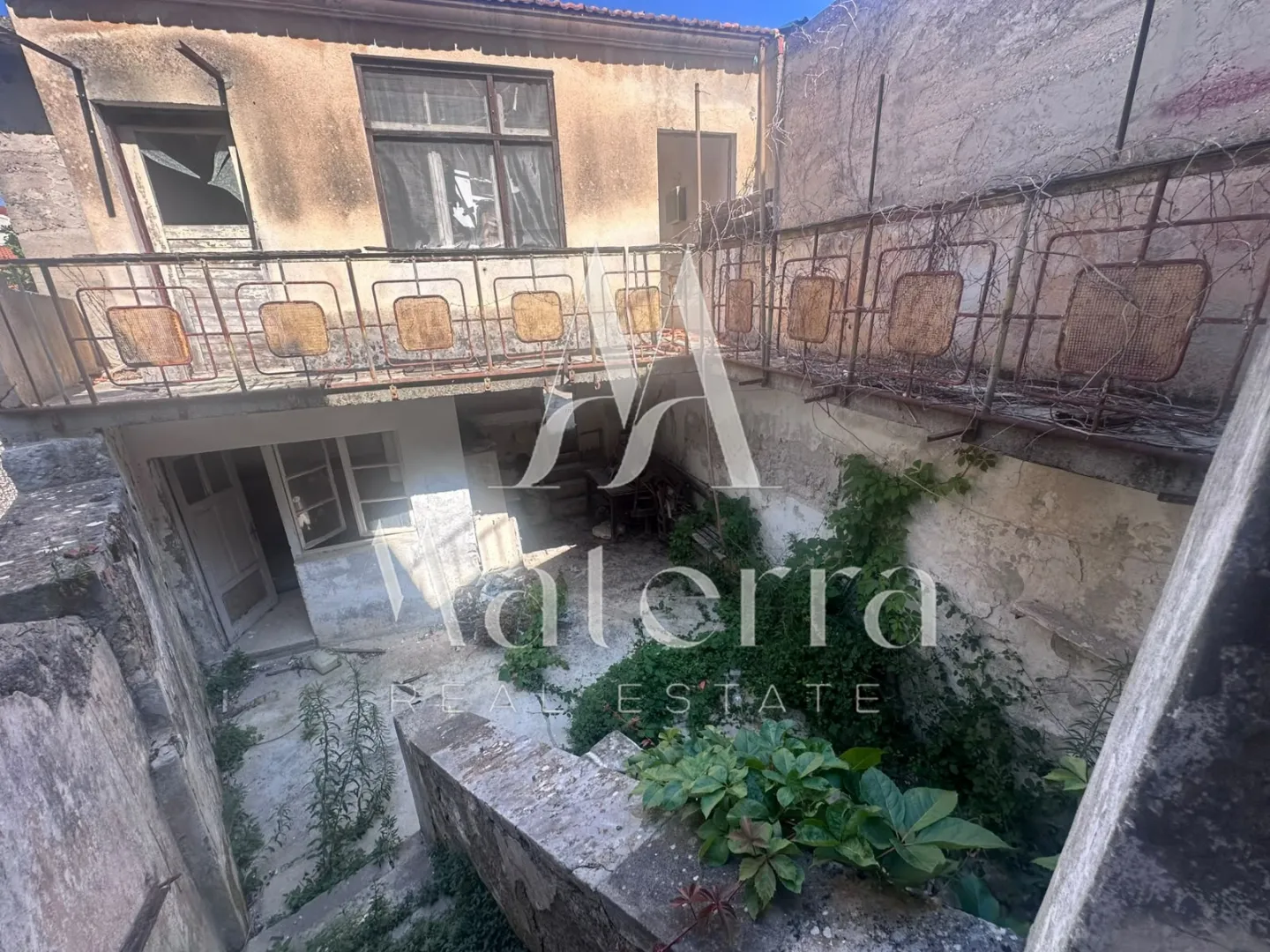 vodice - kuća za renovaciju, 150 m od mora - slika 4