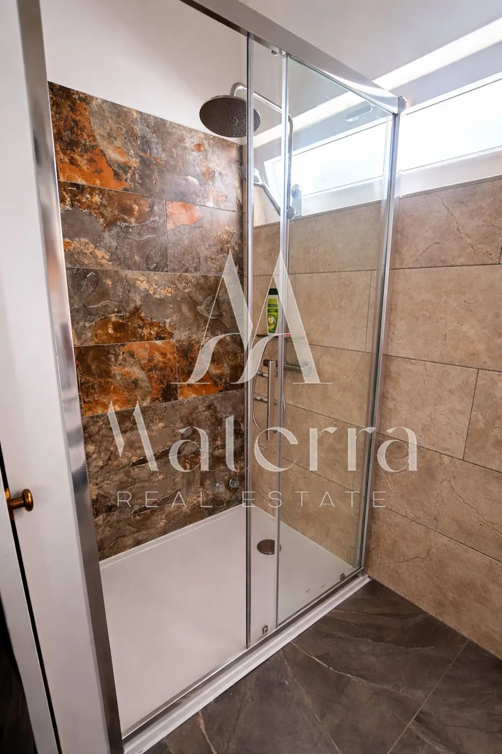 šibenik- renovirana kuća p=62 m² - slika 16