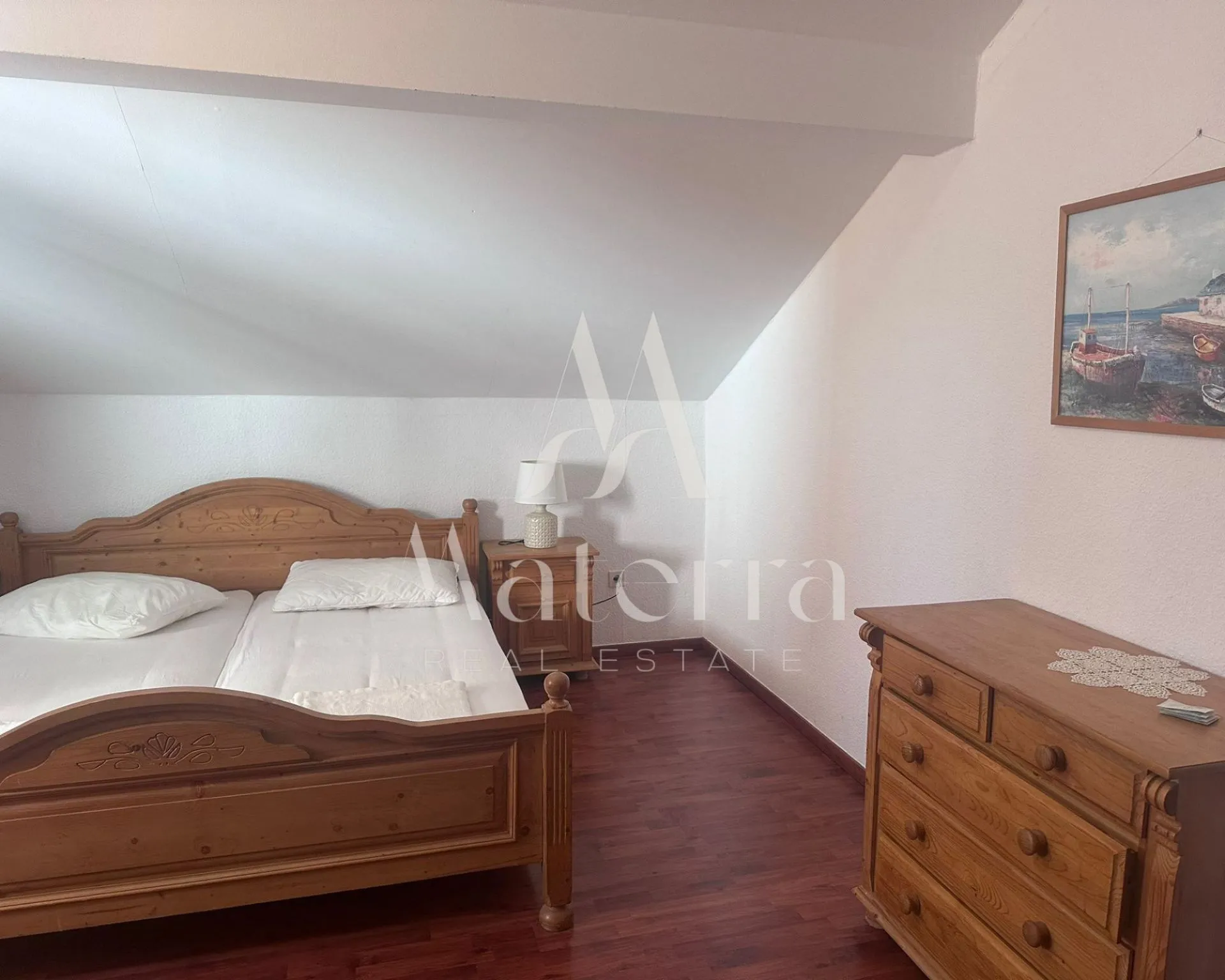 prekrasna vila sa 6 apartmana nadomak mora - slika 13