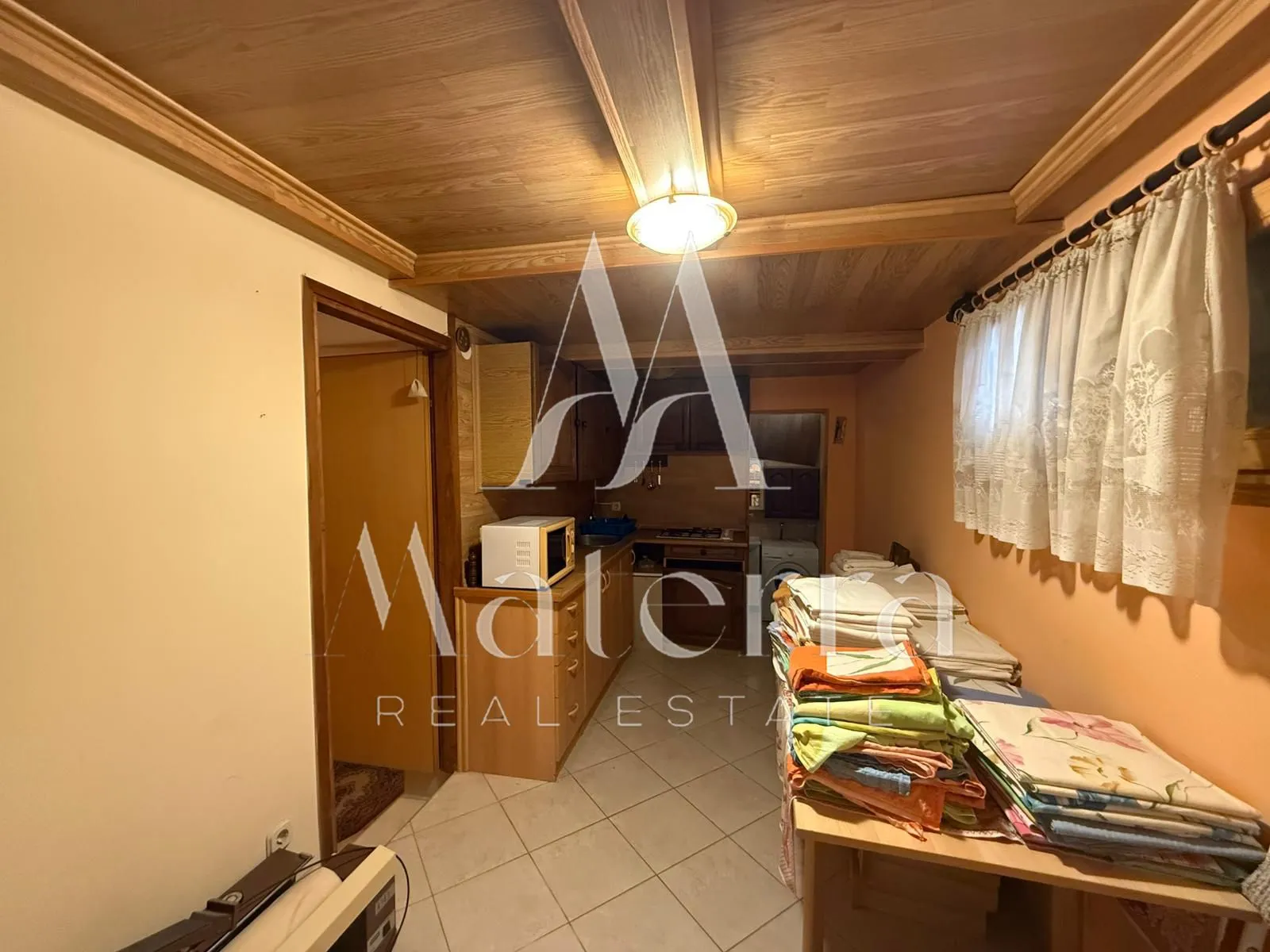 vodice - dva stana u prizemlju p = 106.92 m2 - slika 12