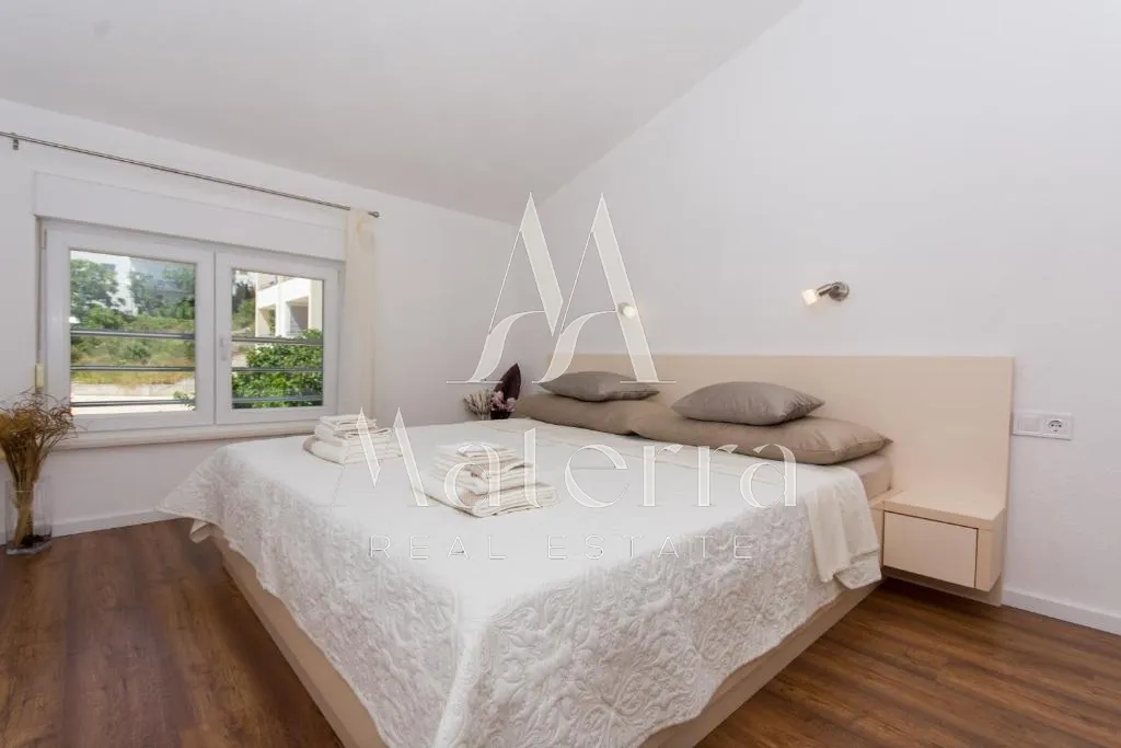 okrug gornji - apartmanska kuća - slika 17