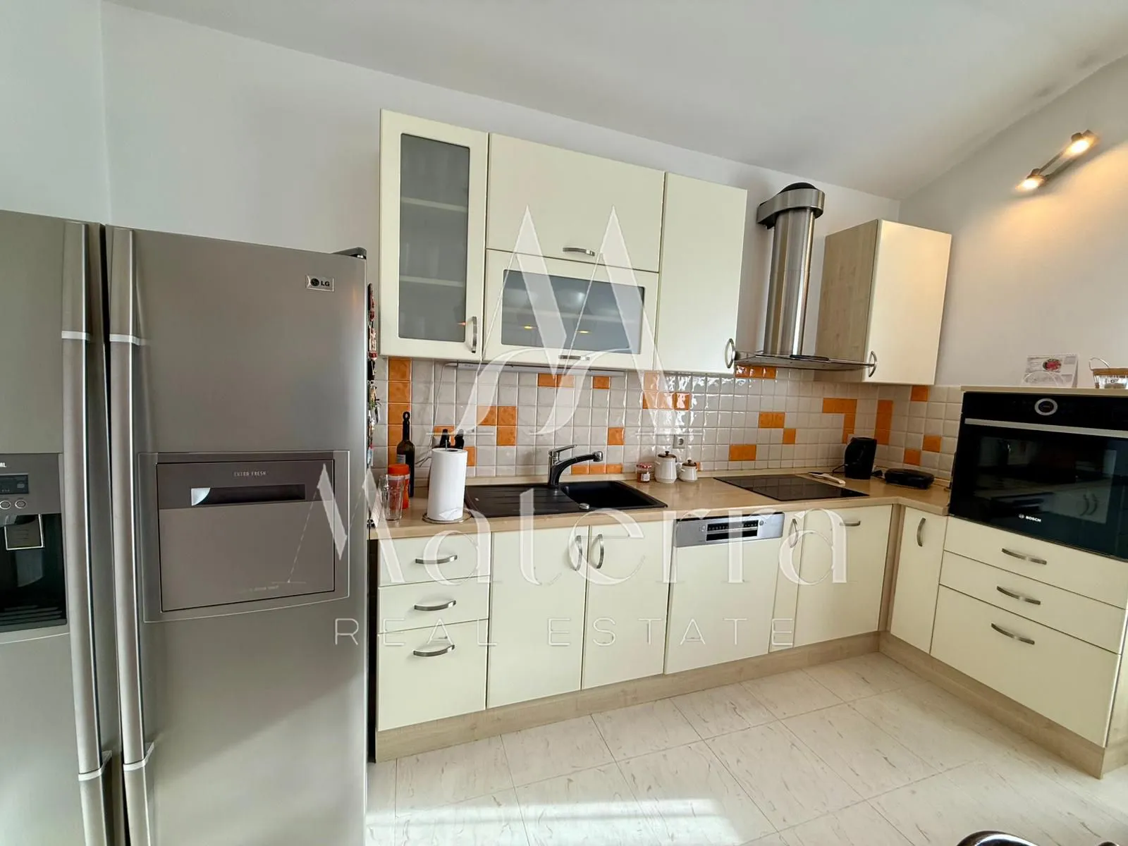 šibenik - dvoetažni stan, garaža, panormaski pogled p = 251.93 m2 - slika 12