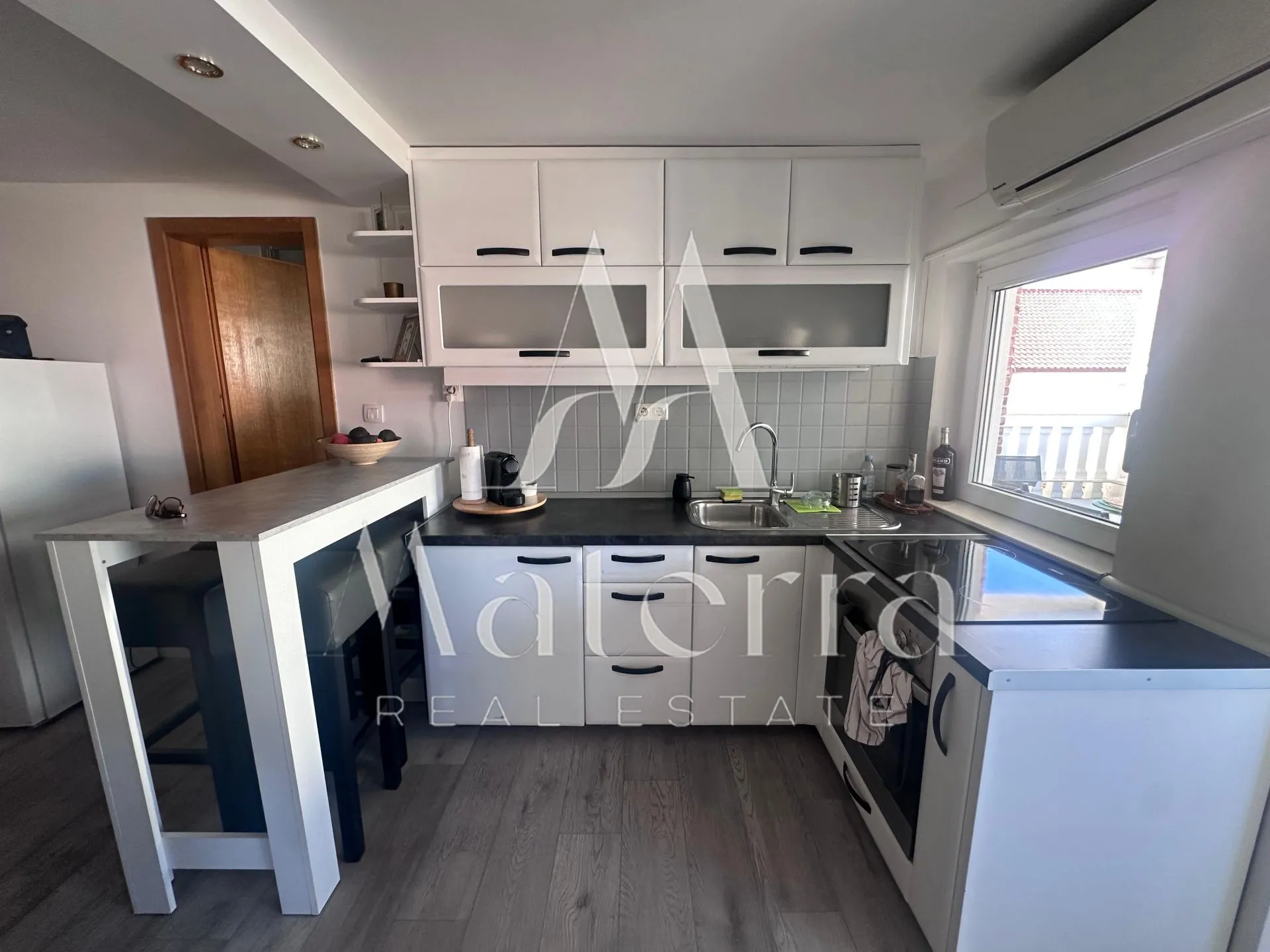 srima - dvosobni stan, prvi red do mora p =72.18 m2 - slika 4