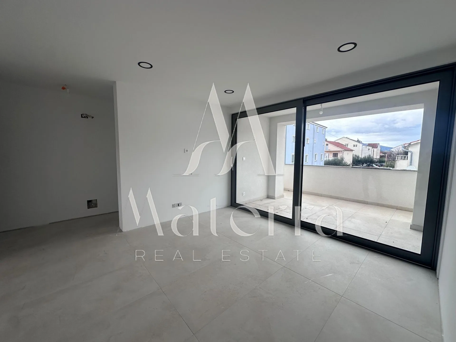 vodice - novogradnja, trosoban stan, s2, p = 121.59 m2 - slika 8