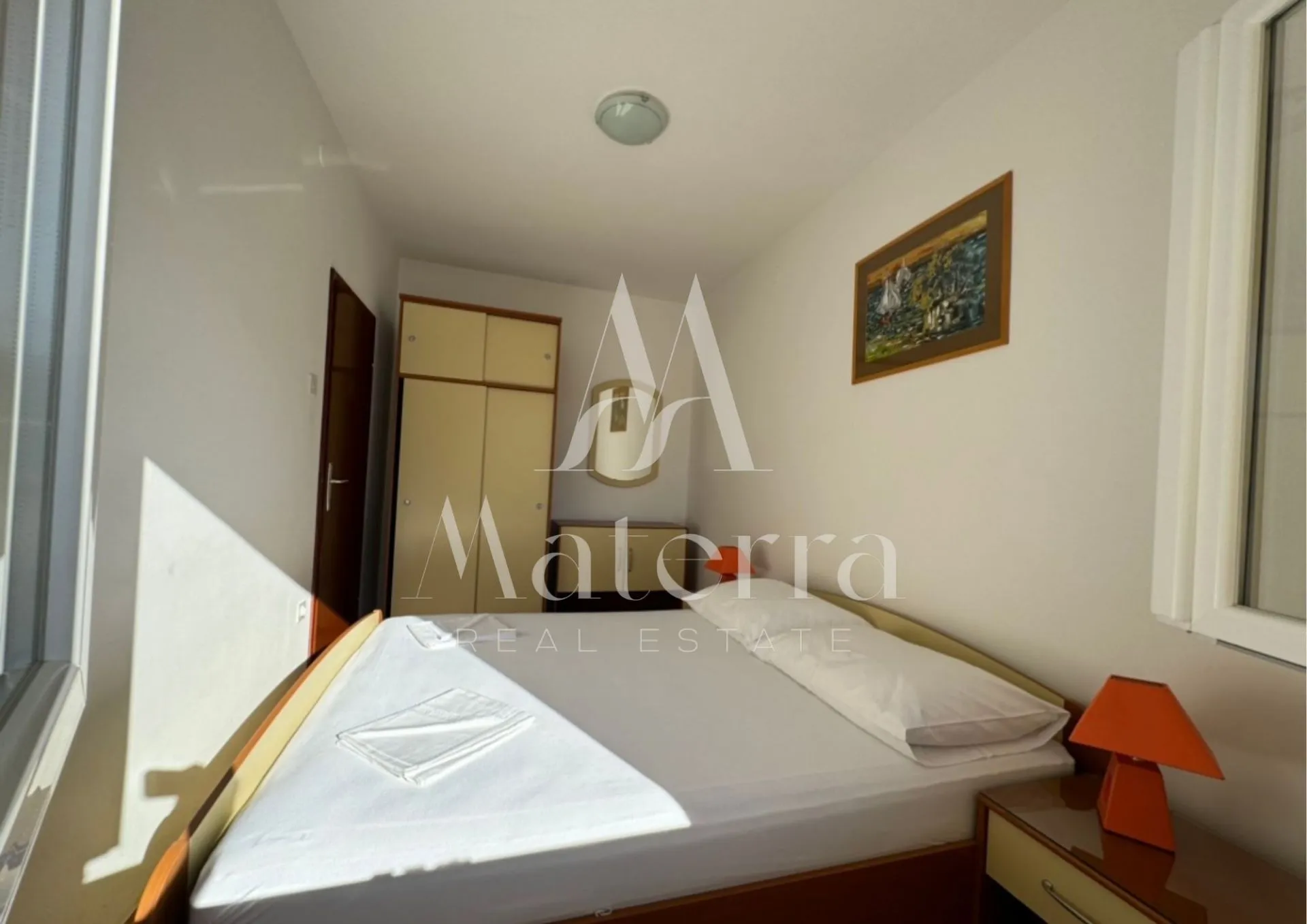 murter, 2-soban stan - 76,98 m2 sa terasom, parking, 400m od centra - slika 6