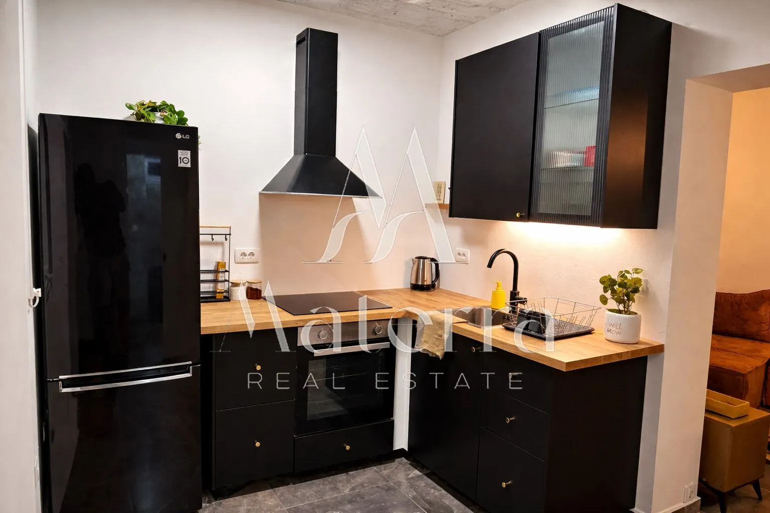 šibenik- renovirana kuća p=62 m² - slika 12