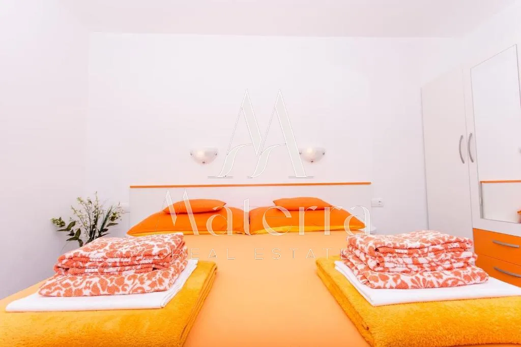 okrug gornji - apartmanska kuća - slika 25