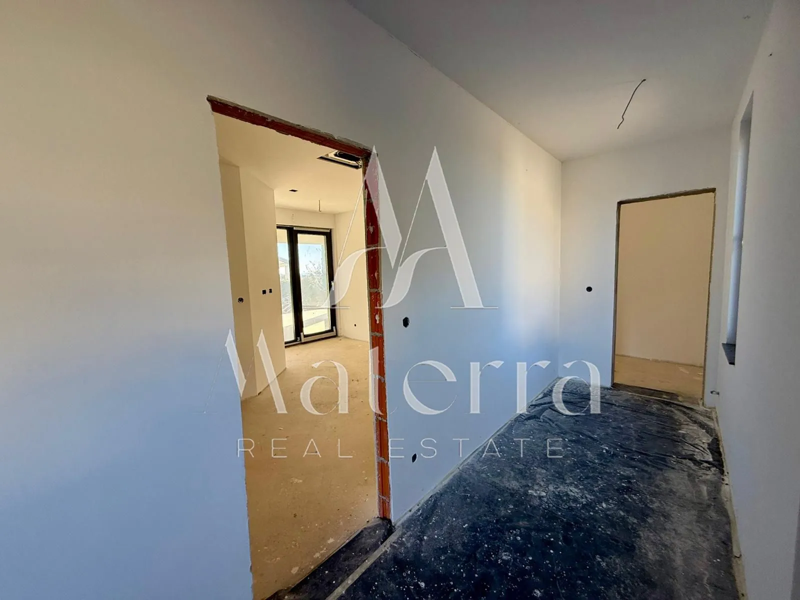 prilika!, vila sa bazenom i pogledom na primošten p = 243,21 m2 - slika 16