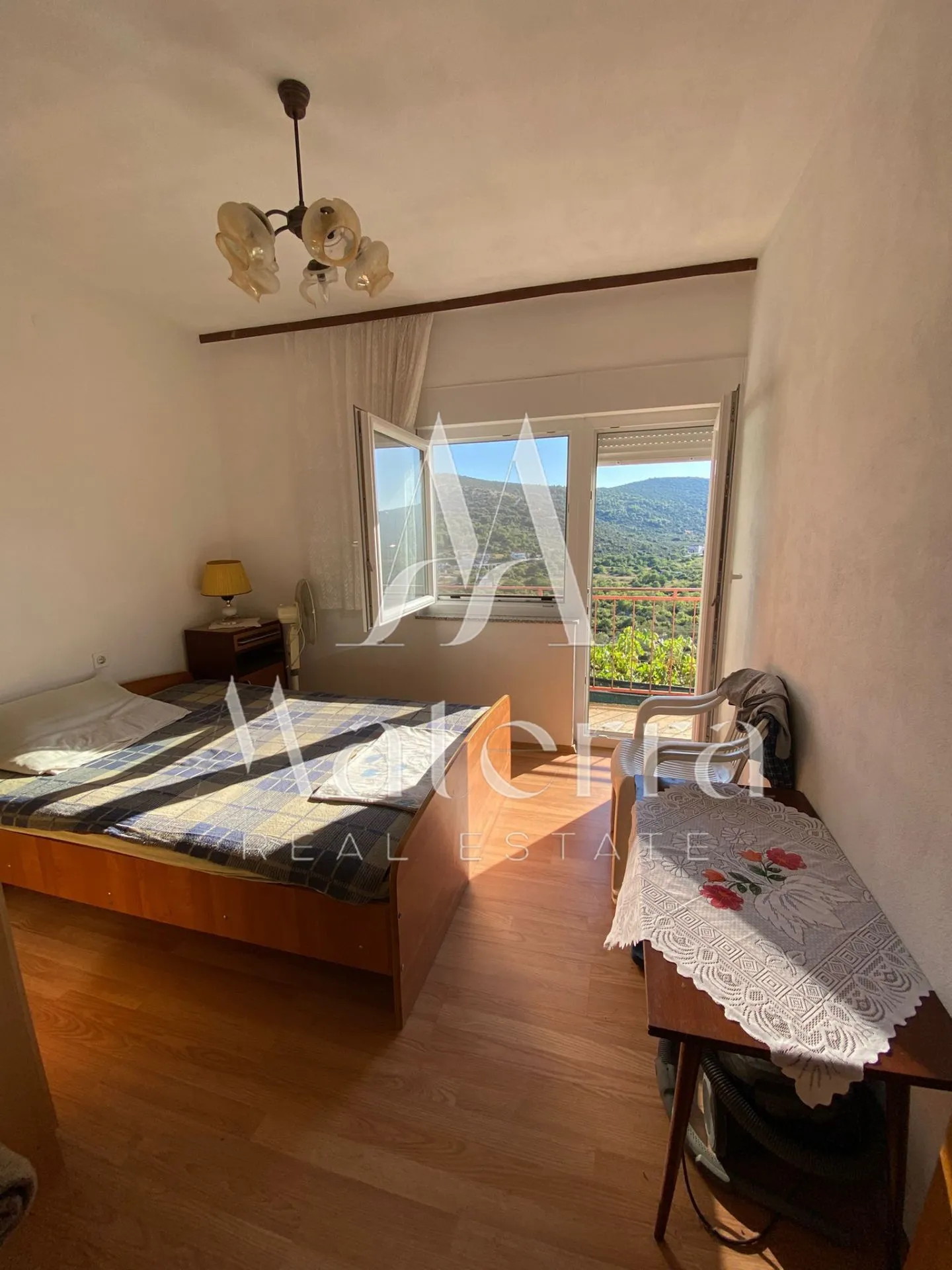 marina - prilika! kuca sa tri stana i parkingom, p=247 m² - slika 15