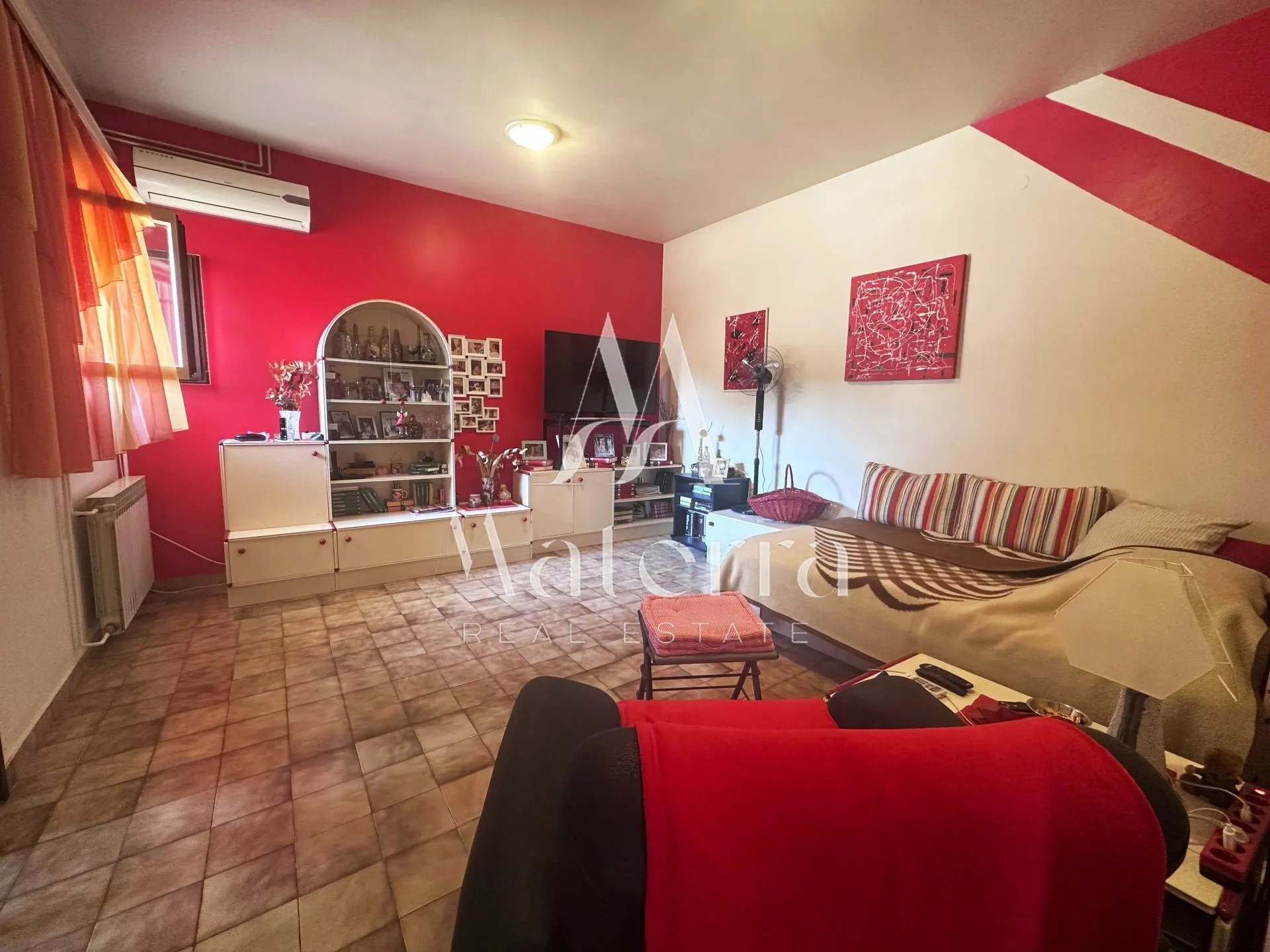 brodarica – kuća 250 m od mora, površina = 454 m² - slika 17