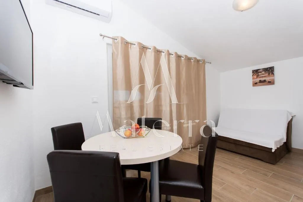 okrug gornji - apartmanska kuća - slika 15