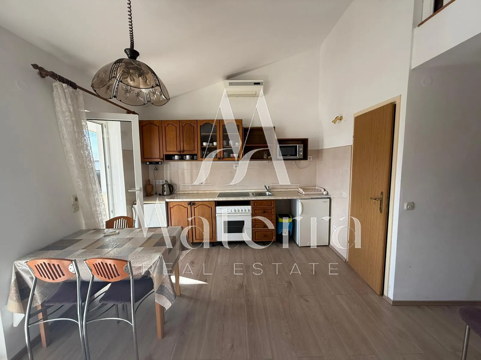 vodice - dvosoban stan p = 88.95 m2 - slika 8