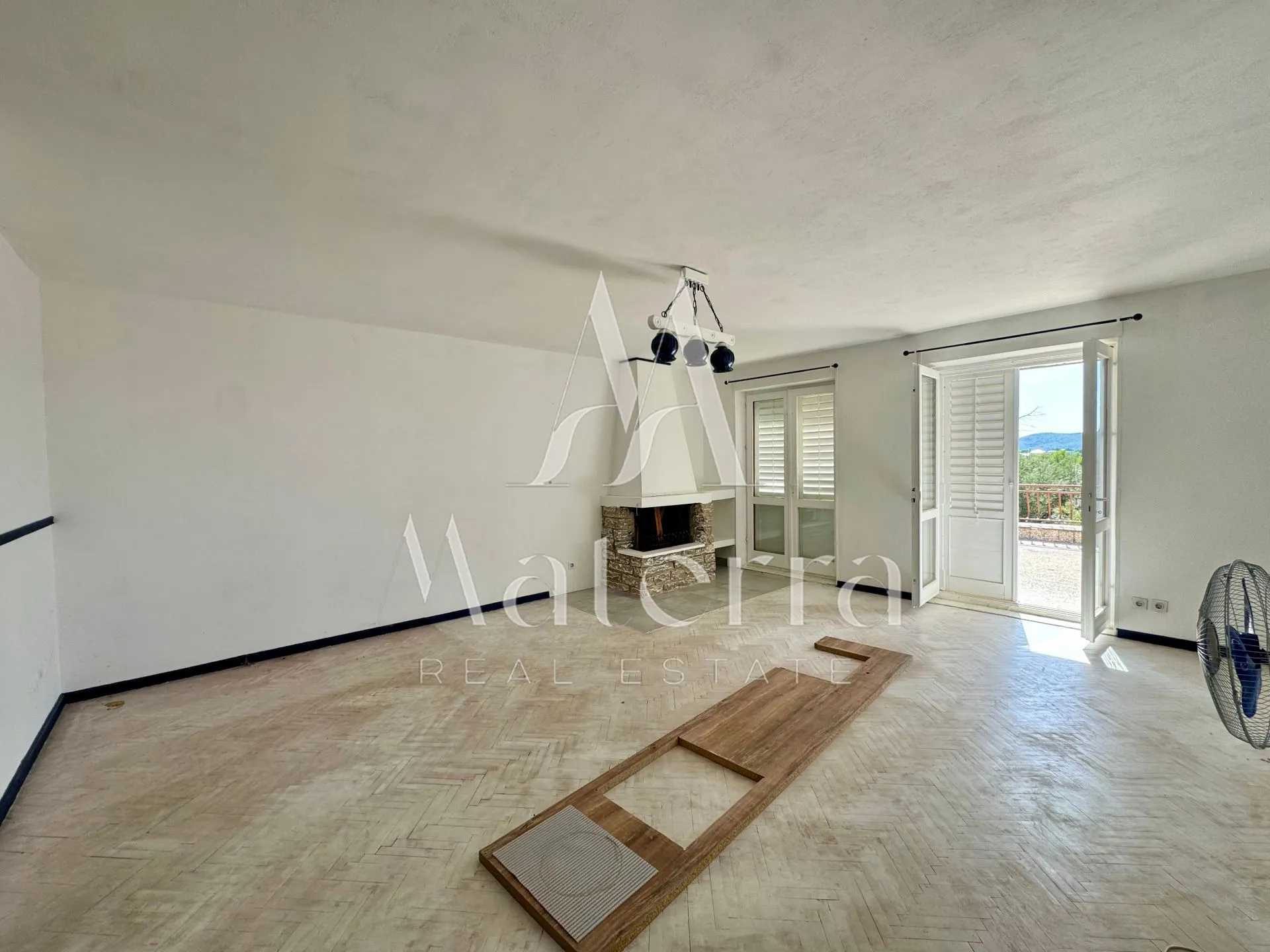 podsolarsko - višestambena kuća p=405 m², parcela=1649 m² - slika 14