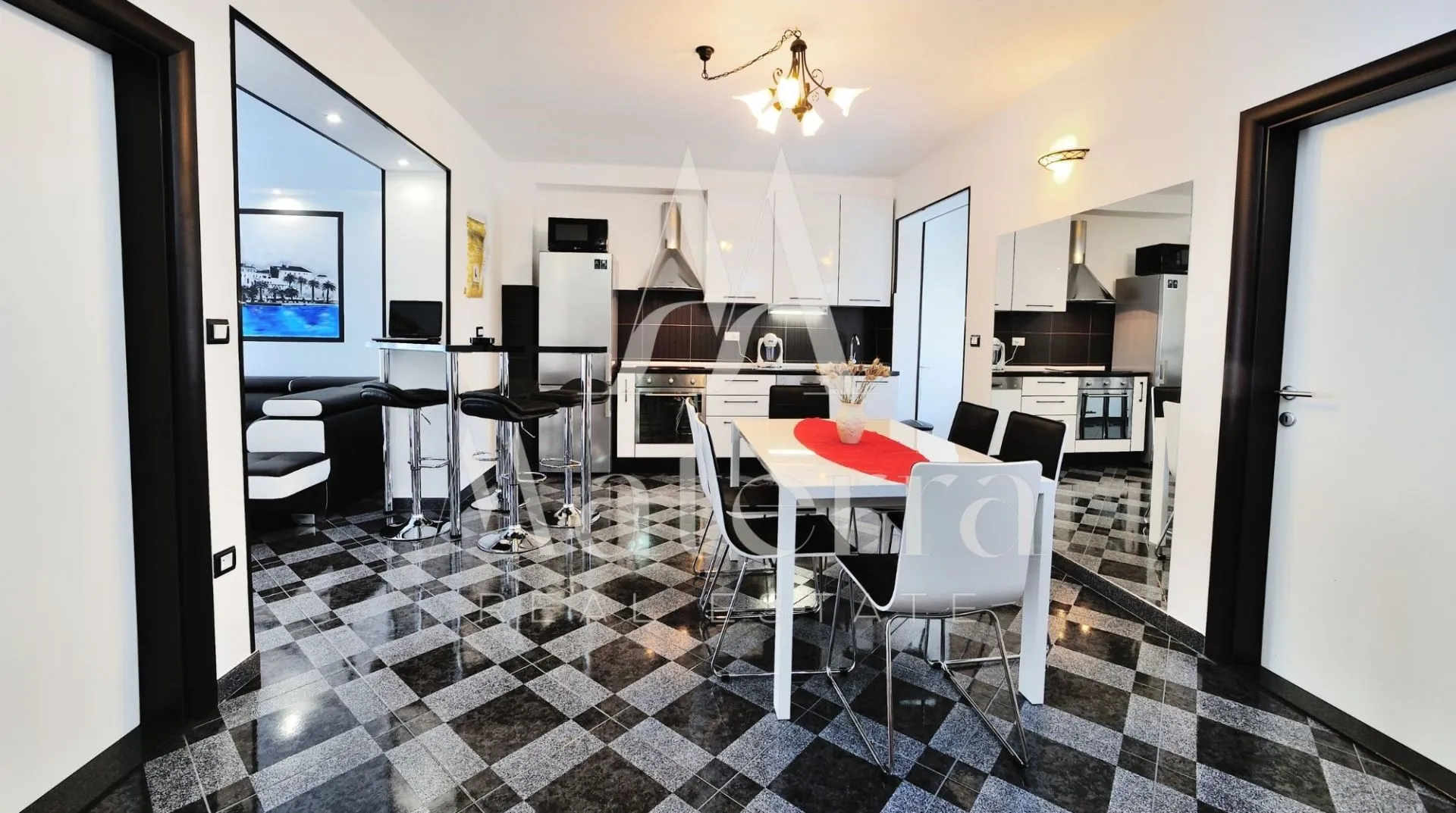 split/centar, penthouse sa krovnom terasom, dugoročno - slika 3