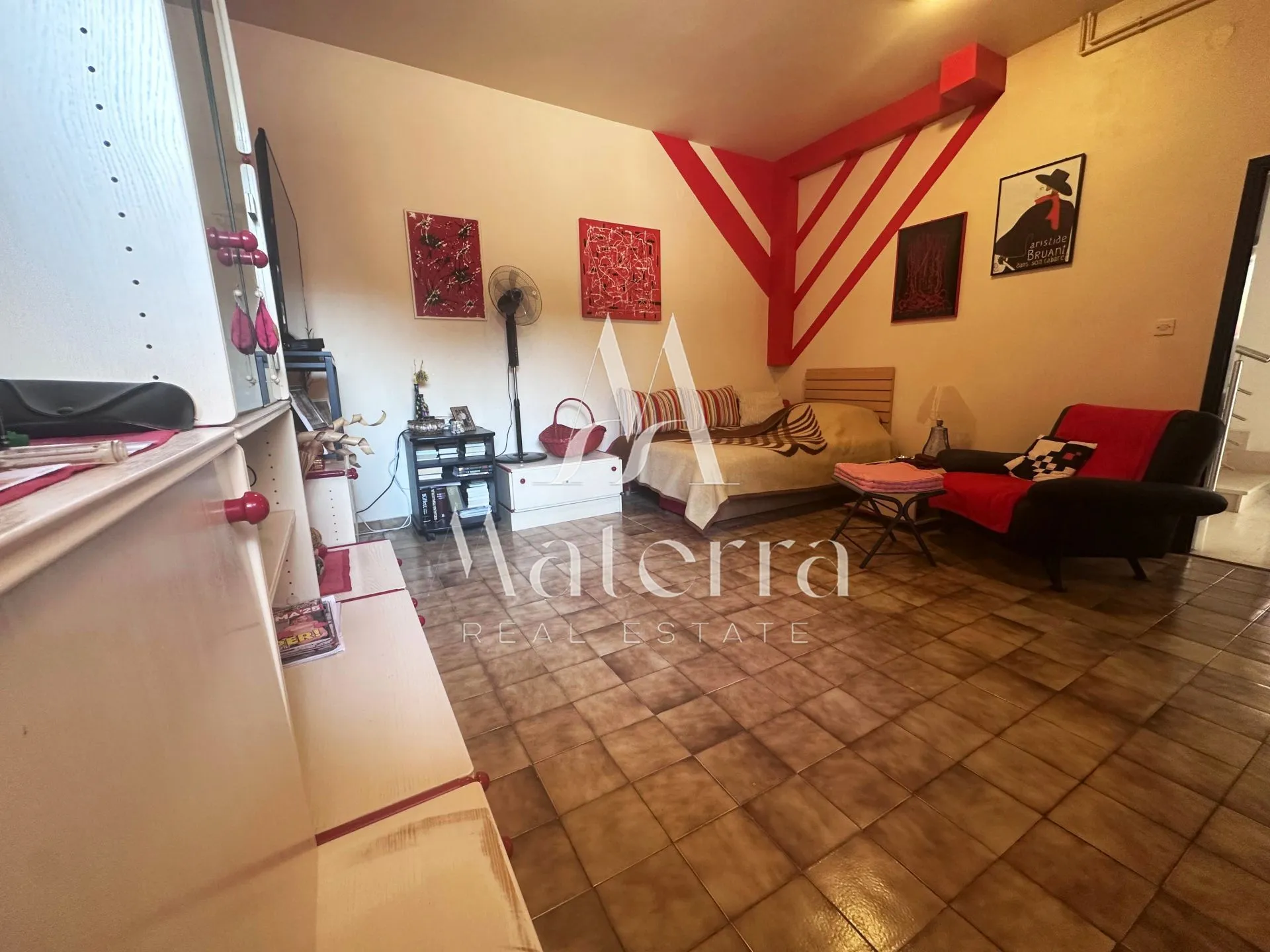 brodarica – kuća 250 m od mora, površina = 454 m² - slika 18