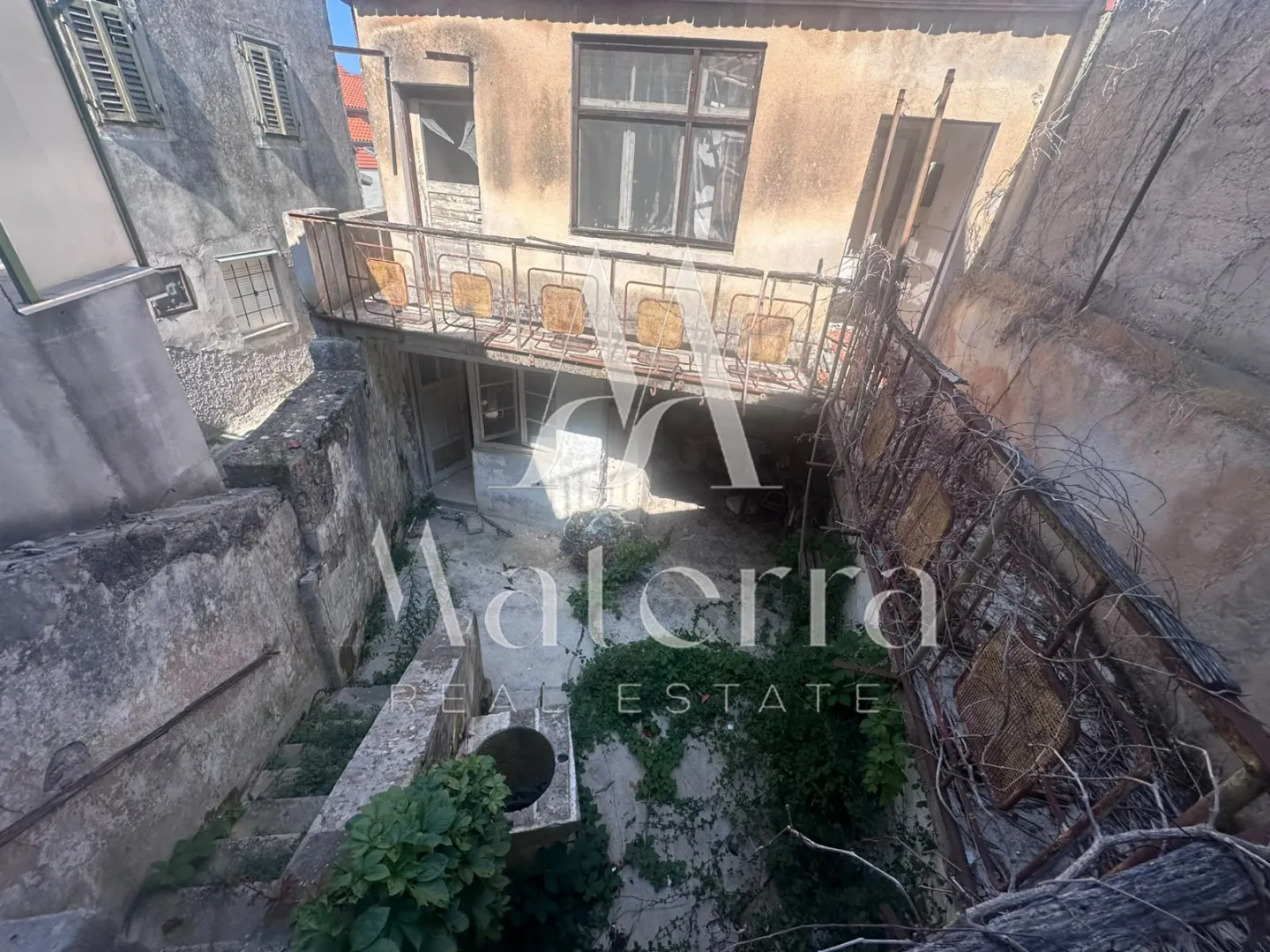vodice - kuća za renovaciju, 150 m od mora - slika 6