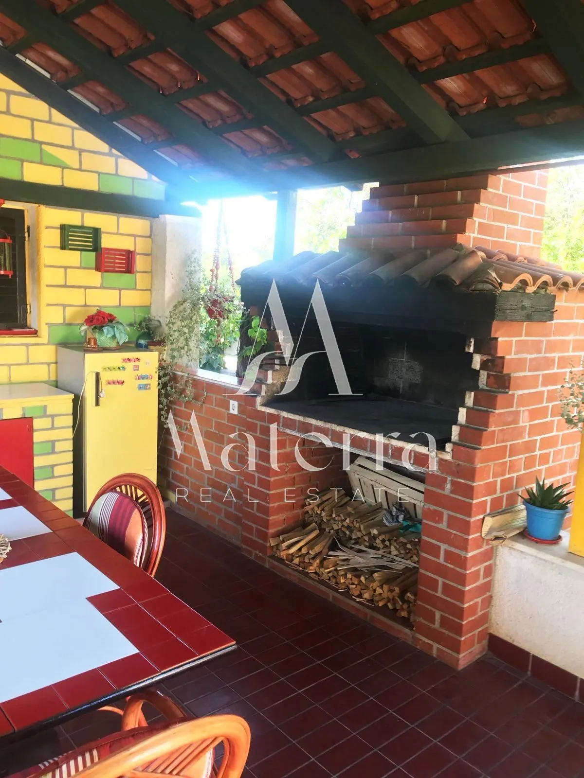 brodarica – kuća 250 m od mora, površina = 454 m² - slika 9