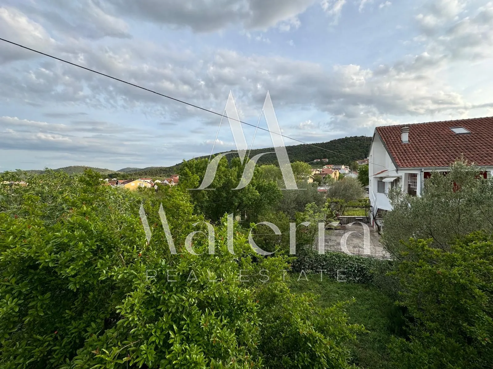 bilice - kuća, 180 m od mora, veliki vrt - slika 9