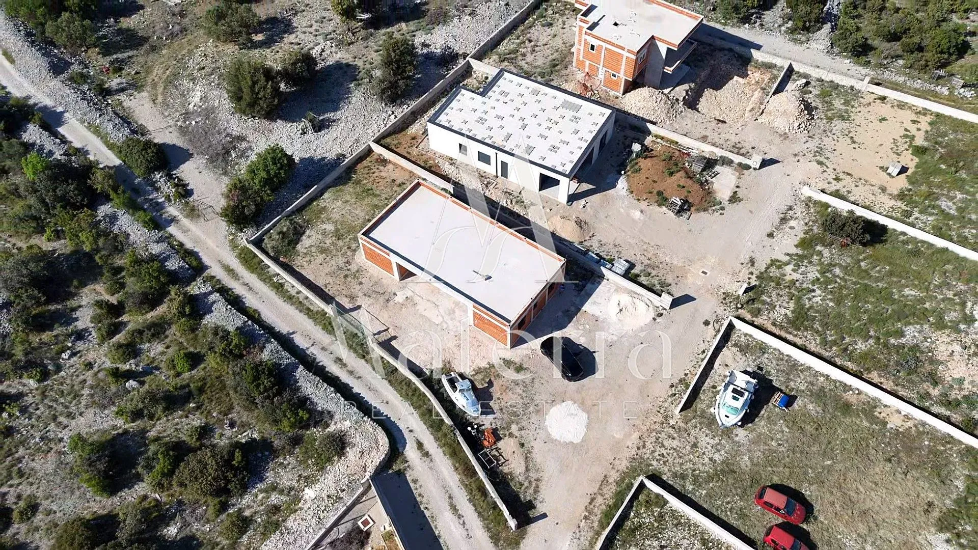 bogdanovići- roh bau kuća, posjeduje dozvole, p= 128.97 m2 - slika 3