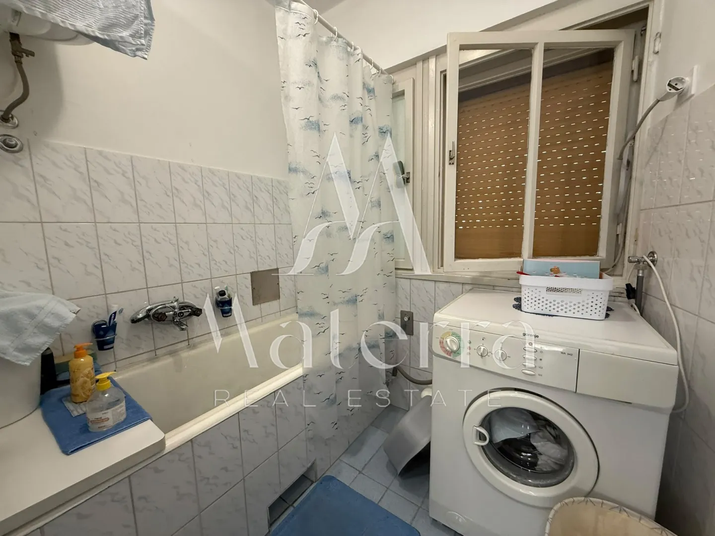 šibenik/centar - 2-sobni stan na 1. katu, 2 balkona - slika 10