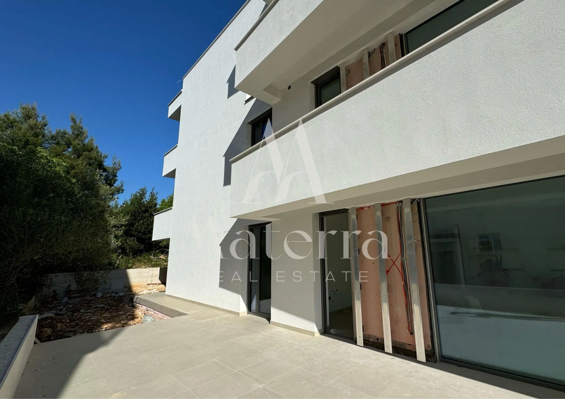 zadar, lux 3-soban stan (s1) u prizemlju, p=125,27 - slika 9